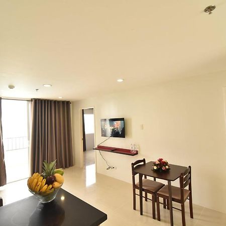 Holiday Oceanview Residences And Resort Samal Exterior foto